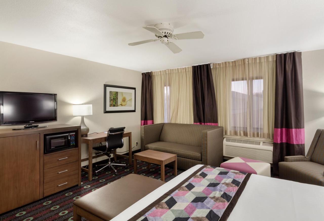 Comfort Inn Midtown Tulsa Extérieur photo