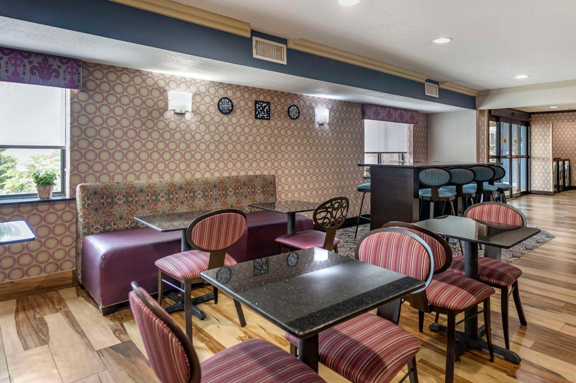 Comfort Inn Midtown Tulsa Extérieur photo