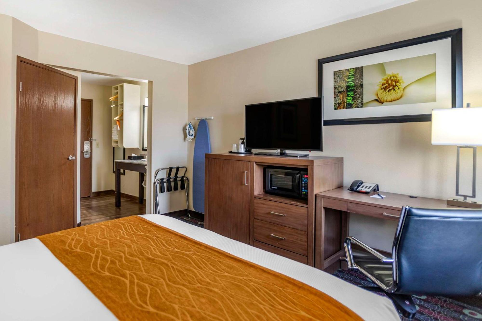 Comfort Inn Midtown Tulsa Extérieur photo